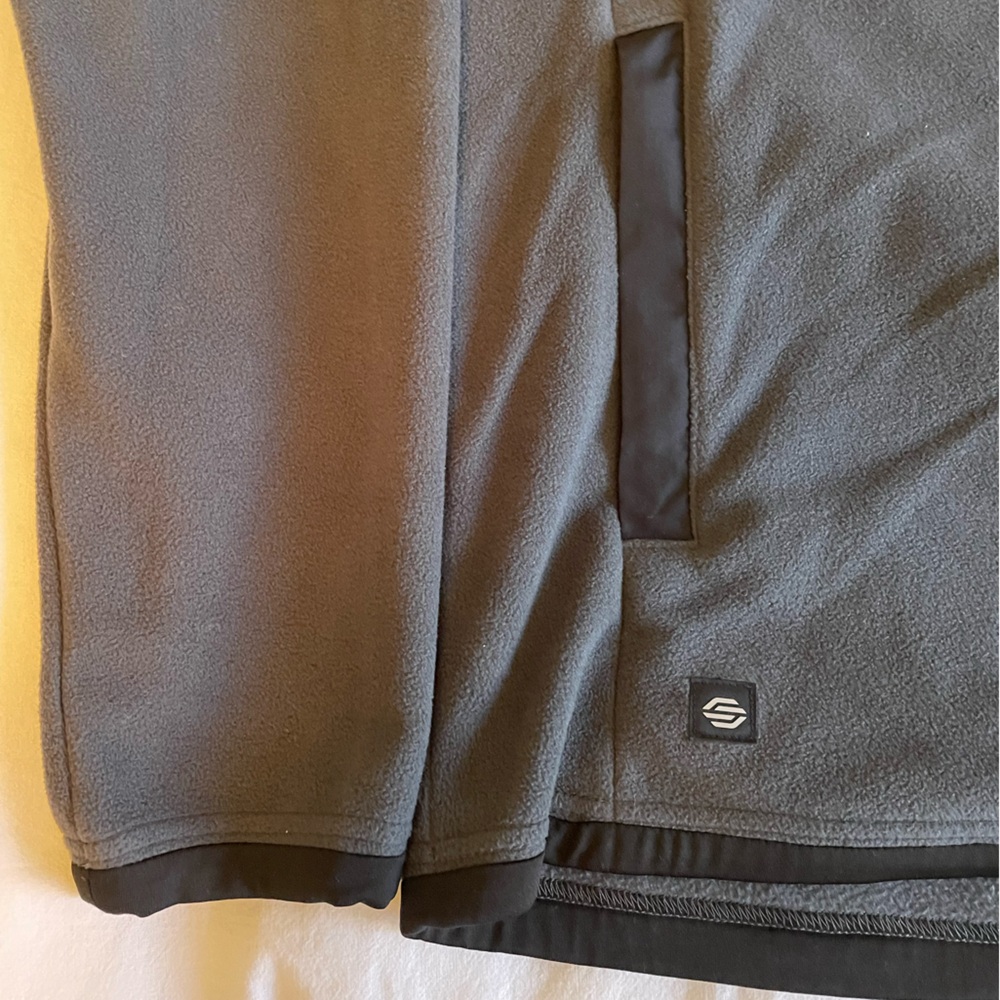 STORMTECH 1/4 ZIP - Picture 4 of 5